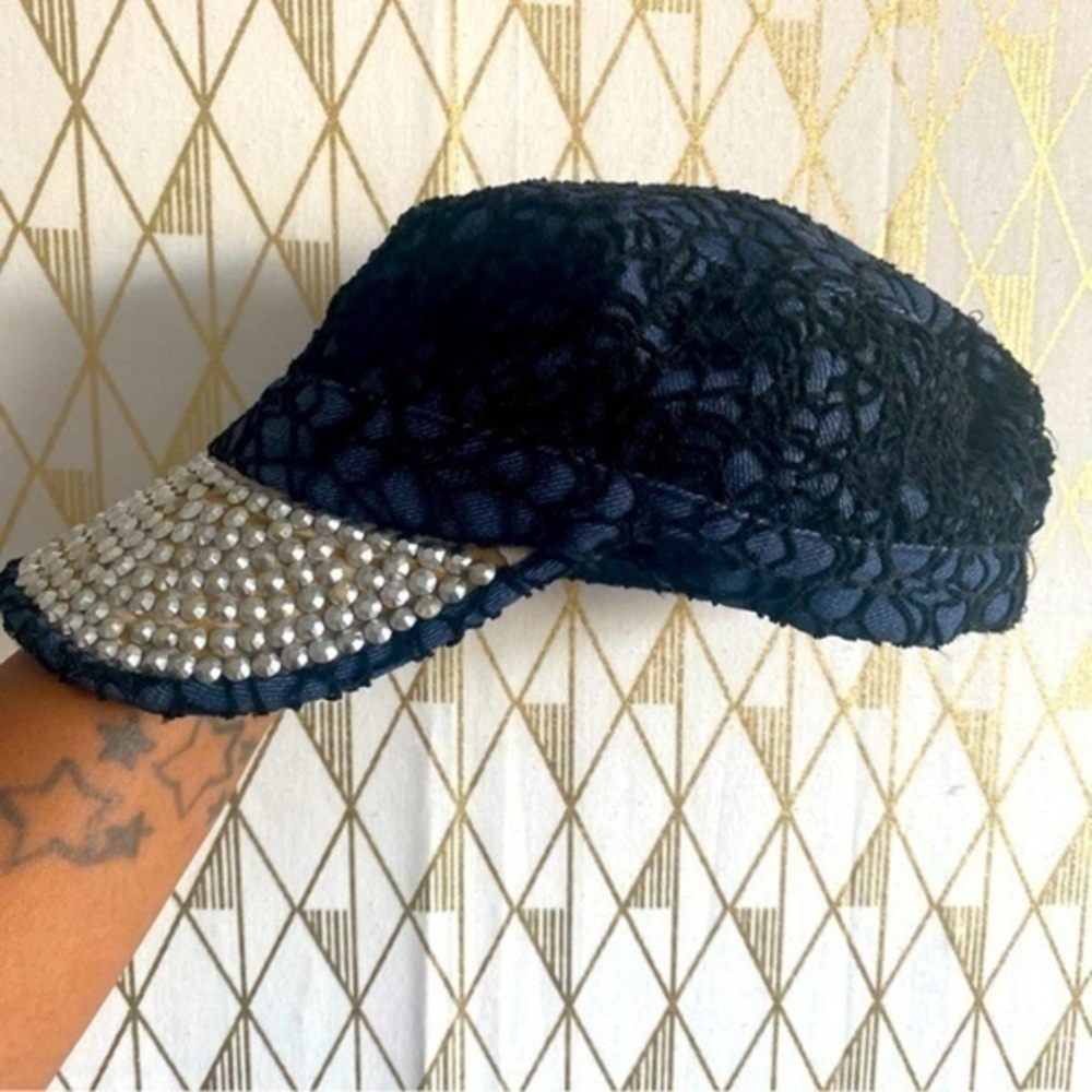 Bejeweled hat with lace detail​